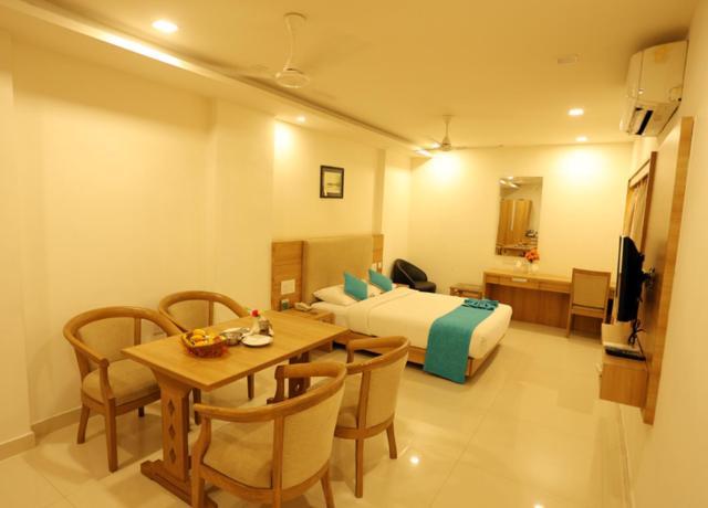 Hotel Anjali Park Котаям Екстериор снимка
