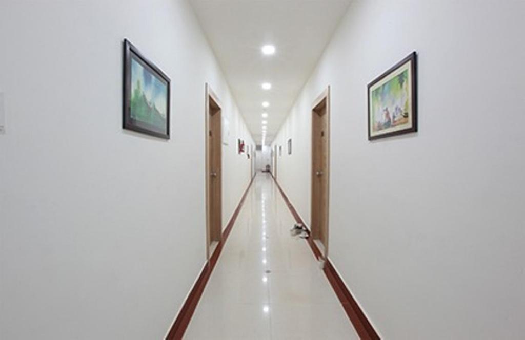 Hotel Anjali Park Котаям Екстериор снимка